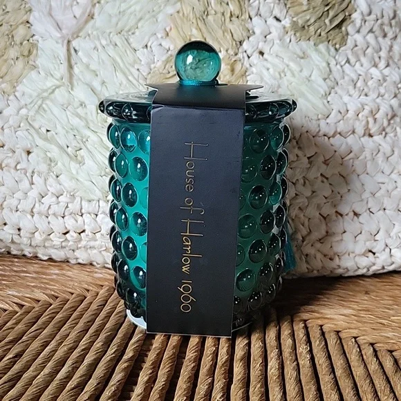 House of Harlow 1960 ocean jasper soy blend candle in a teal hobnail jar 10oz - Picture 3 of 11